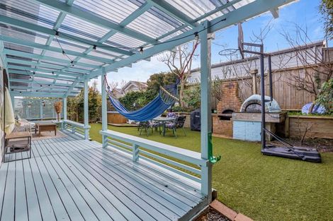 Photo of property in 1/46 Ngataringa Road, Devonport, Auckland, 0624