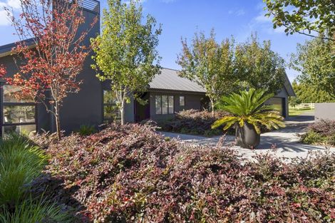 Photo of property in 106 Airport Drive, New Plymouth Airport, New Plymouth, 4373