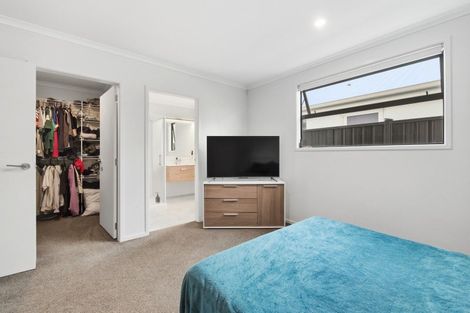 Photo of property in 47 Empire Crescent, Papamoa, 3118