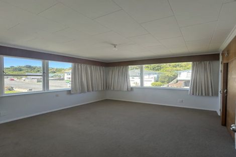 Photo of property in 2 Foyle Street, Island Bay, Wellington, 6023