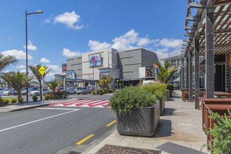 Photo of property in 909/17 Osterley Way, Manukau, Auckland, 2104