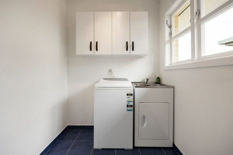 Photo of property in 36 Grey Street, Cambridge, 3434