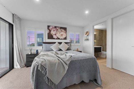 Photo of property in 22 Catalina Drive, Hobsonville, Auckland, 0616