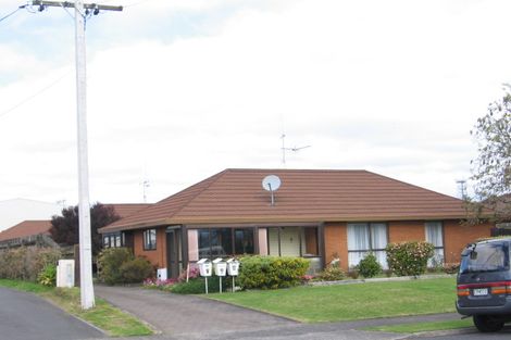 Photo of property in 82c Edgecumbe Road, Tauranga, 3110