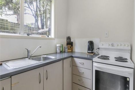 Photo of property in 99 Kemp Road, Massey, Auckland, 0614