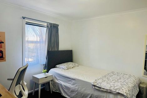 Photo of property in 65 Chiefs Court, Hamilton East, Hamilton, 3216