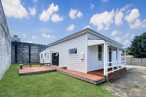 Photo of property in 19 Lombard Street, Palmerston North, 4410