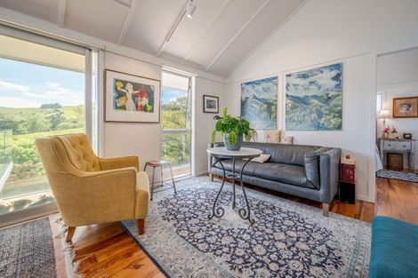 Photo of property in 2 Tirohanga Terrace, Akaroa, 7581