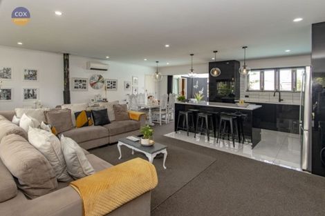Photo of property in 44 Upham Crescent, Taradale, Napier, 4112