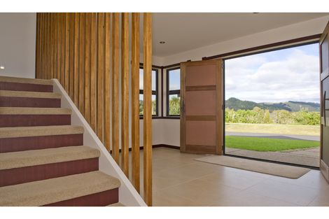 Photo of property in 10 Hei Esplanade, Whitianga, 3510