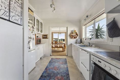 Photo of property in 2 Hobson Street, New Plymouth, 4312