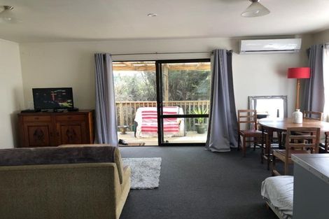 Photo of property in 2/15 Simpson Road, Ranui, Auckland, 0612