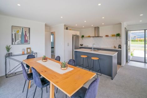 Photo of property in 110 Kupe Drive, Whitianga, 3510