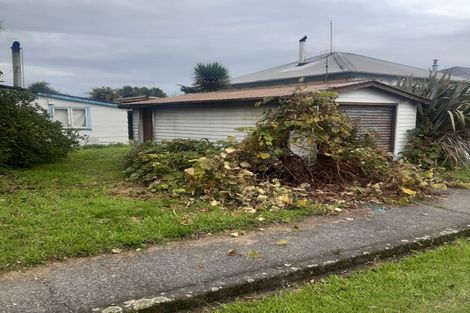 Photo of property in 25 Rintoul Street, Westport, 7825