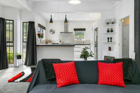 Photo of property in 16 Heathcote Street, Taupo, 3330