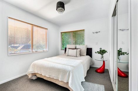 Photo of property in 94 Milton Road, Bluff Hill, Napier, 4110