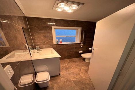 Photo of property in 232a Sunset Road, Windsor Park, Auckland, 0632