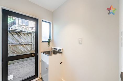 Photo of property in 1/27 Mawson Street, Waiwhetu, Lower Hutt, 5010