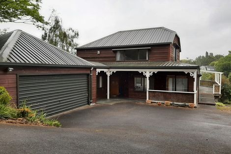 Photo of property in 28 Pohutukawa Avenue, Red Beach, 0932