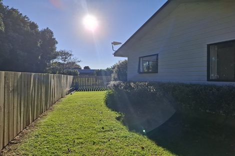 Photo of property in 8b Carthew Street, Okato, 4335