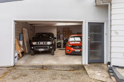 Photo of property in 90 Fergusson Street, Woodville, 4920