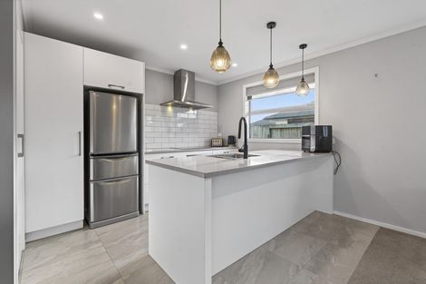 Photo of property in 17 Kanono Close, Papamoa Beach, Papamoa, 3118