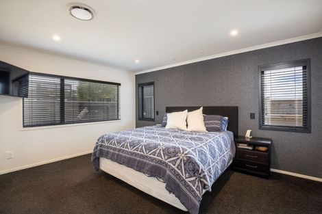 Photo of property in 31 Keene Drive, Bell Block, New Plymouth, 4312