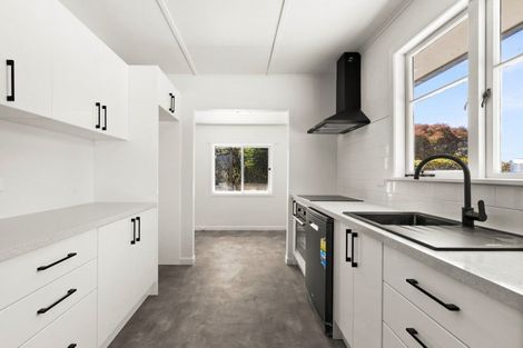 Photo of property in 19 Saint Hill Lane, Havelock North, 4130
