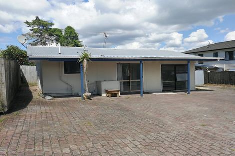 Photo of property in 162 Rathgar Road, Henderson, Auckland, 0610