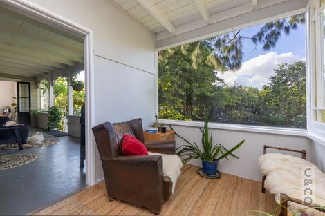 Photo of property in 76 Awaroa Road, Helensville, 0800