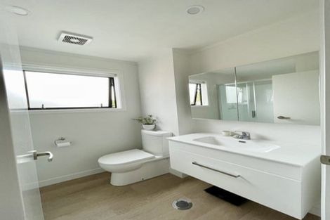 Photo of property in 4/8 James Laurie Street, Henderson, Auckland, 0612