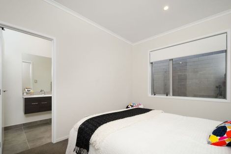 Photo of property in 8 Poaka Road, Hobsonville, Auckland, 0618