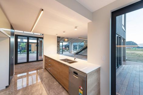 Photo of property in 3 Mcdonald Street, Wanaka, 9305