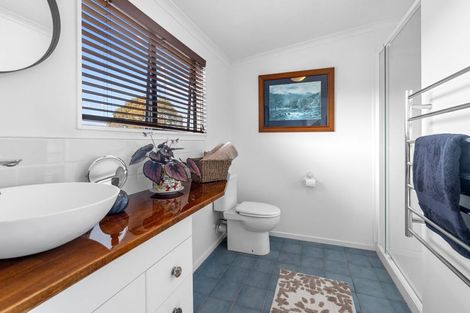 Photo of property in 28 Fitzwilliam Drive, Torbay, Auckland, 0630