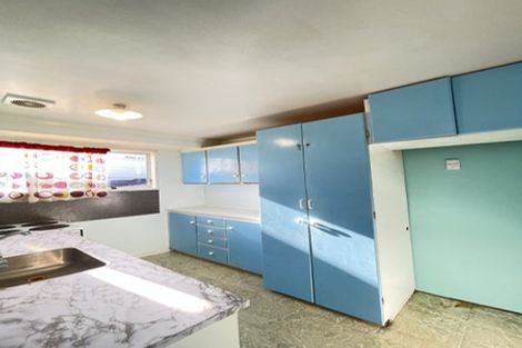 Photo of property in 34 Glenbervie Crescent, Massey, Auckland, 0614