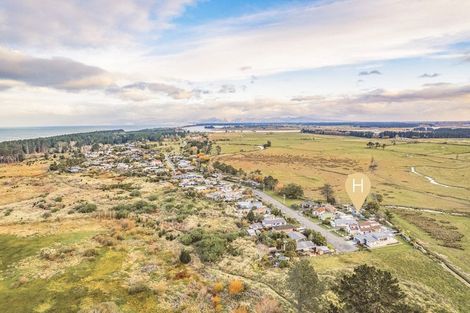 Photo of property in 95 Dunns Avenue, The Pines Beach, 7630