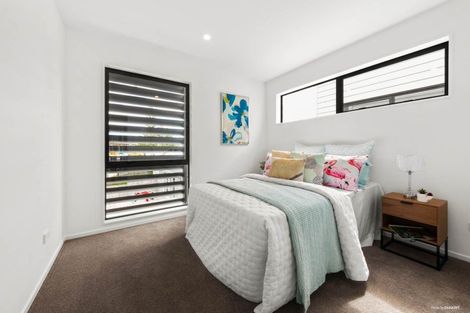 Photo of property in 7d Queen Mary Avenue, New Lynn, Auckland, 0600