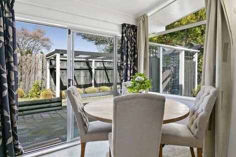 Photo of property in 4 Kereru Street, Two Mile Bay, Taupo, 3330