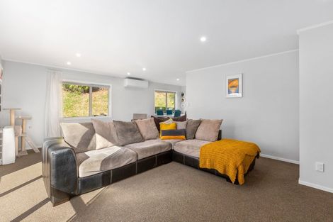 Photo of property in 60a Leicester Street, Cannons Creek, Porirua, 5024