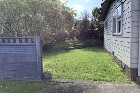 Photo of property in 18 Te Kiteroa Grove, Churton Park, Wellington, 6037
