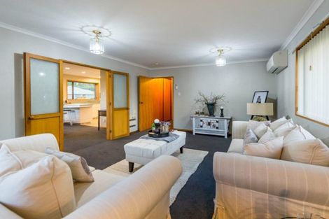 Photo of property in 15 Showgate Avenue, Sockburn, Christchurch, 8042