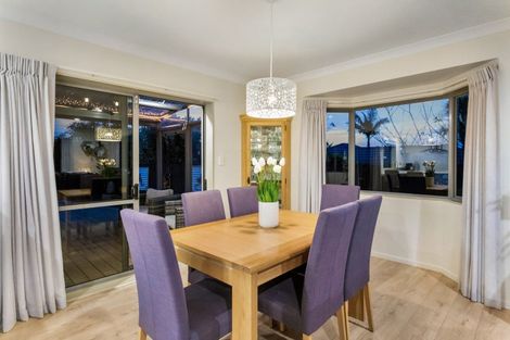 Photo of property in 12 Hawke Place, Pukekohe, 2120