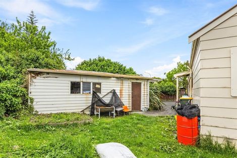 Photo of property in 3 Farwood Drive, Henderson, Auckland, 0612