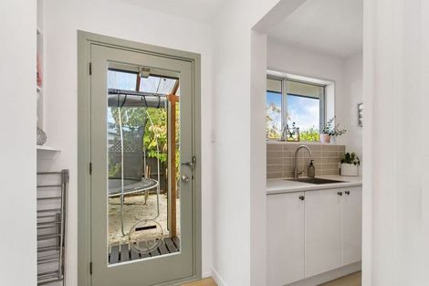 Photo of property in 9b Lydbury Place, Parklands, Christchurch, 8083