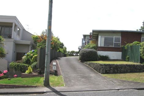 Photo of property in 1/1 Richards Avenue, Forrest Hill, Auckland, 0620
