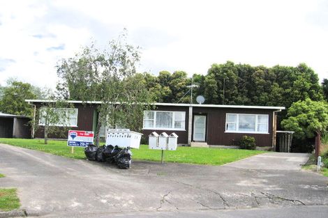 Photo of property in 13 Hooker Place, Papatoetoe, Auckland, 2025