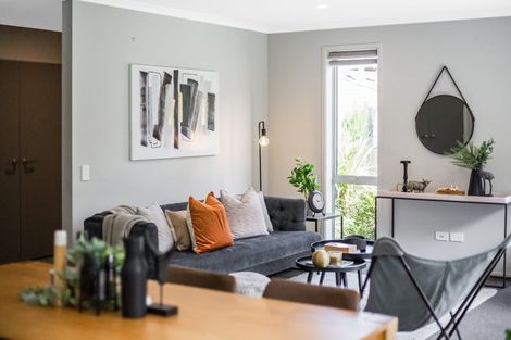 Photo of property in 34 Mooring Close, Whitby, Porirua, 5024