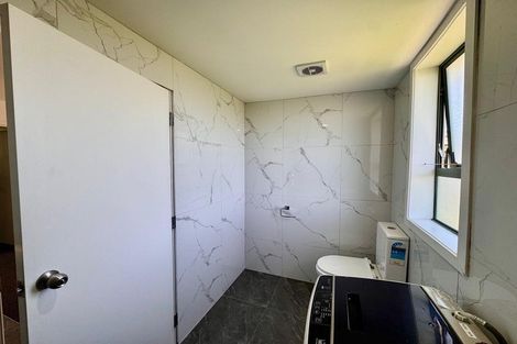 Photo of property in 54 Flat Bush Road, Clover Park, Auckland, 2023