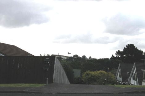 Photo of property in 1/18a Sunnynook Road, Sunnynook, Auckland, 0620