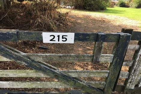 Photo of property in 215 Kitchener Road, Pukekohe, 2120